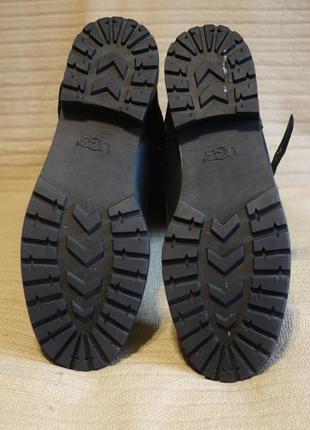 Брутальные высокие черные кожаные сапоги в стиле милитари ugg australia. 40 р. 25 см.10 фото