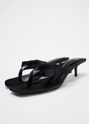 Босоножки на каблуке zara new