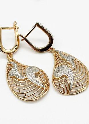 Срібні сережки позолочені з англійською застібкою зі вставкою фіаніт