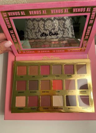 Нова палетка тіней lime crime