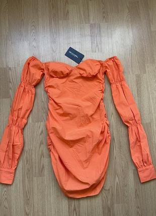 Чудова сукня prettylittlething