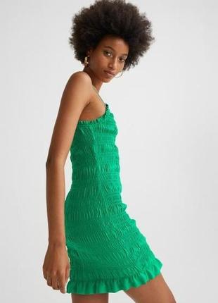 Коротка зелена сукня від h&m