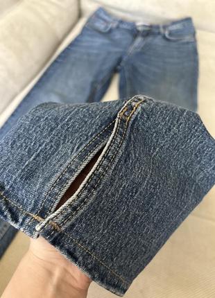 Джинсы zara с разрезами