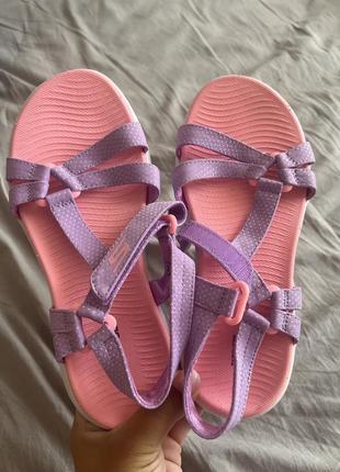 Skechers сандалі босоніжки