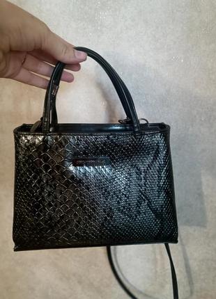 Вінтажна сумка з принтом змії