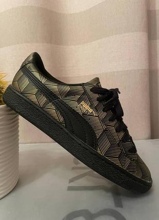 Зручні кросівки пума puma basket classic metallic