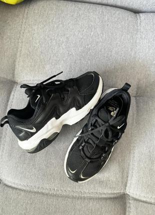 Кроссовки nike