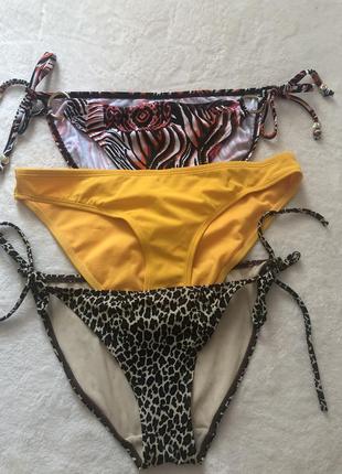 Женские плавки под чёрный лиф