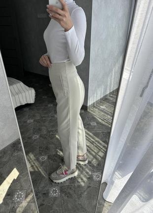 Класичні брюки zara
