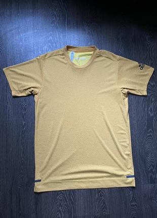 Футболка adidas climachill