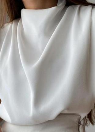 Елегантна блуза zara
