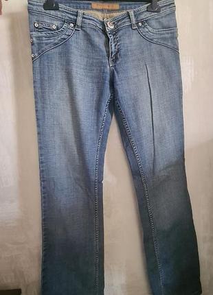Джинсы прямые женские классические