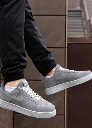 Кроссовки мужские серые nike air force стильные летние кроссовки из замши найк аир форс удобные кеды на лето