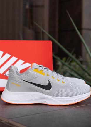 Кросівки чоловічі світло-сірі nike zoom стильні літні кроси для бігу, якісне взуття для спорту4 фото