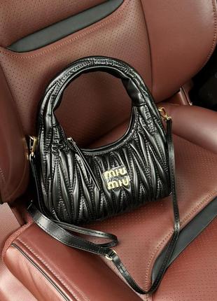 Сумка miumiu wander matelassé nappa leather mini hobo bag black7 фото