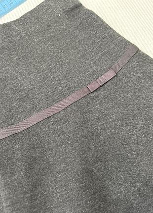 Шкільна спідниця