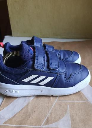 Кроссовки adidas 25 26 размер