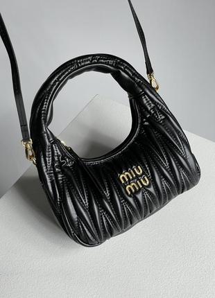 Сумка miumiu wander matelassé nappa leather mini hobo bag black9 фото