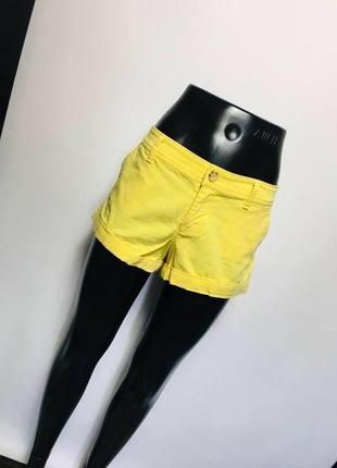 Яскраві жовті шорти abercrombie&amp;fitch