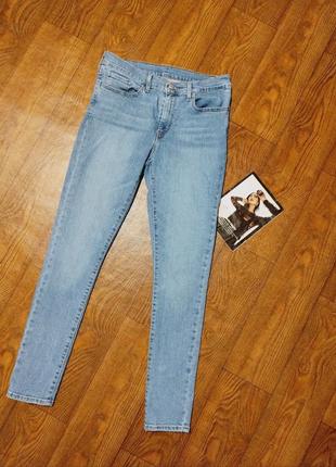 Levis, фірмові джинси