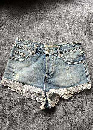 Шорти