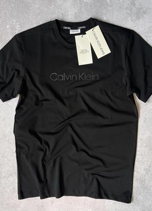 Унисекс футболка calvin klein6 фото
