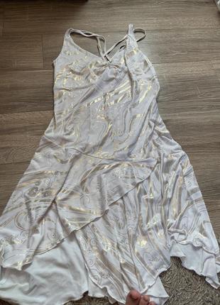 Легенька літня сукня