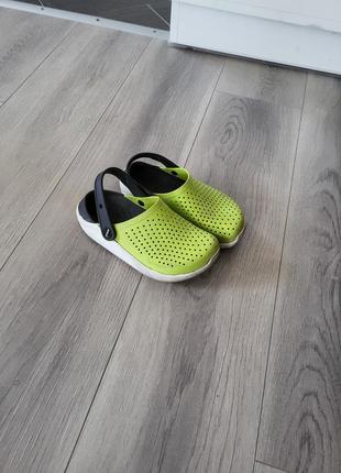 Крокси crocs j1