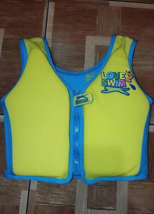 Жилет спасательный