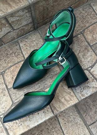 Эксклюзивные туфли лодочки из итальянской кожи и замши женские на каблуке с ремешками