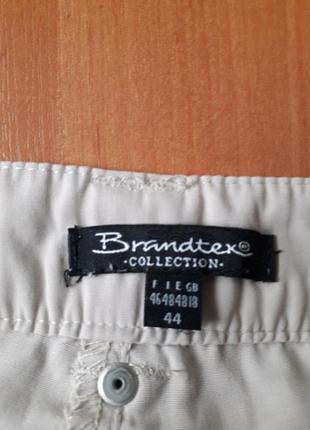 Легкие женские бриджи.