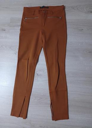 Трендовые брюки zara