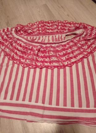 Блуза с открытыми плечами