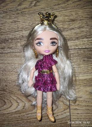 Лялька барбі екстра мініс модниця у блискучій сукні barbie extra minis shimmery dress & furry shrug1 фото