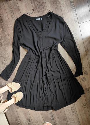 Тоненька чорна сукня l по коліно віскоза8 фото