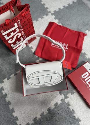 Женская кожаная сумка diesel white <unk> сумка дизель белая <unk> женская сумка