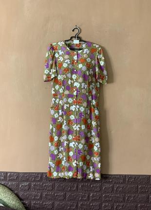 Квітчаста сукня халат на ґудзиках є кишені розмір м