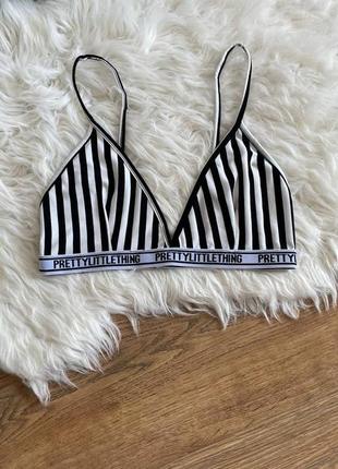 Топ в черно белую полоску prettylittlething размер 40