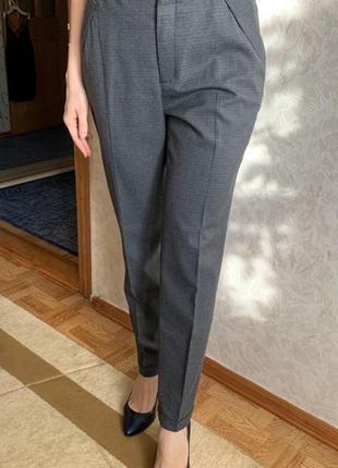 Класичні брюки zara р.38/м нові