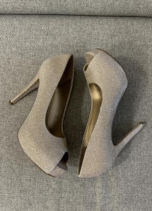 Туфли guess, туфли на каблуке2 фото