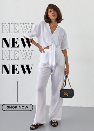 Летний костюм с брюками и блузкой на завязках