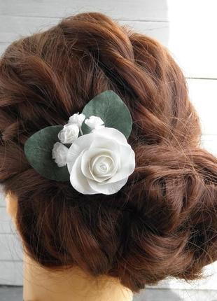Шпилька с белой розой и эвкалиптом  свадебные шпильки для волос10 фото