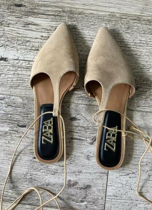 Босоніжки zara