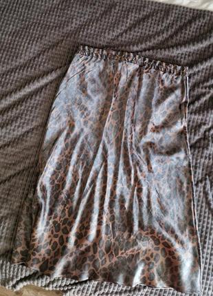 Трендова леопардова спідничка українського бренду