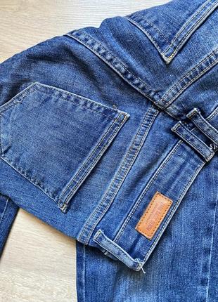 Джинсы zara с камушками