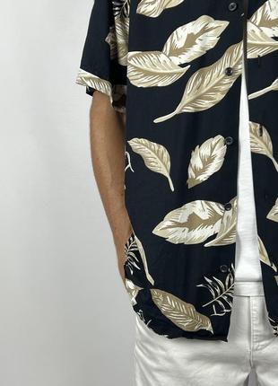 Очень очень красивая шавайка с красивым рисунком из красивой ткани