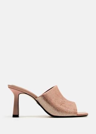Удобные сатиновые мюли со стразами zara