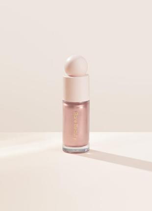 Жидкий хайлайтер rare beauty positive light liquid luminizer mesmerize