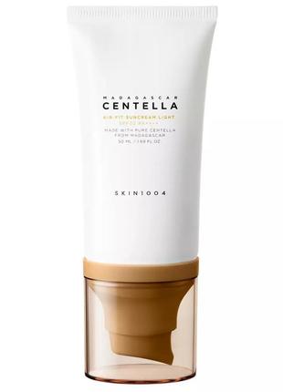 Skin1004 - легкий солнцезащитный крем - madagascar centella air-fit suncream light spf30 pa++++ - 50ml