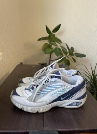 Винтажные кроссовки nike